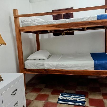 Casa Yoly Hostel Ґранада Екстер'єр фото