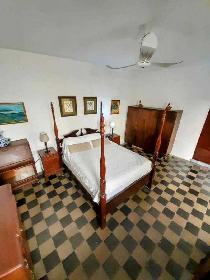 Casa Yoly Hostel Ґранада Екстер'єр фото