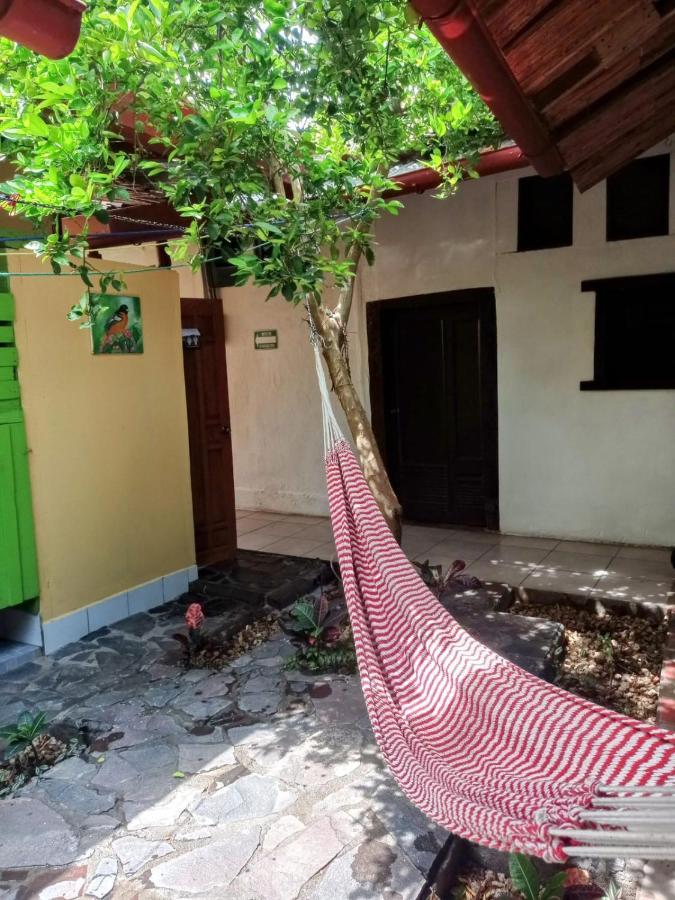 Casa Yoly Hostel Ґранада Екстер'єр фото