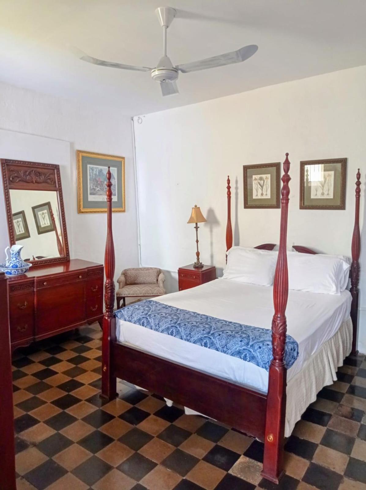 Casa Yoly Hostel Ґранада Екстер'єр фото