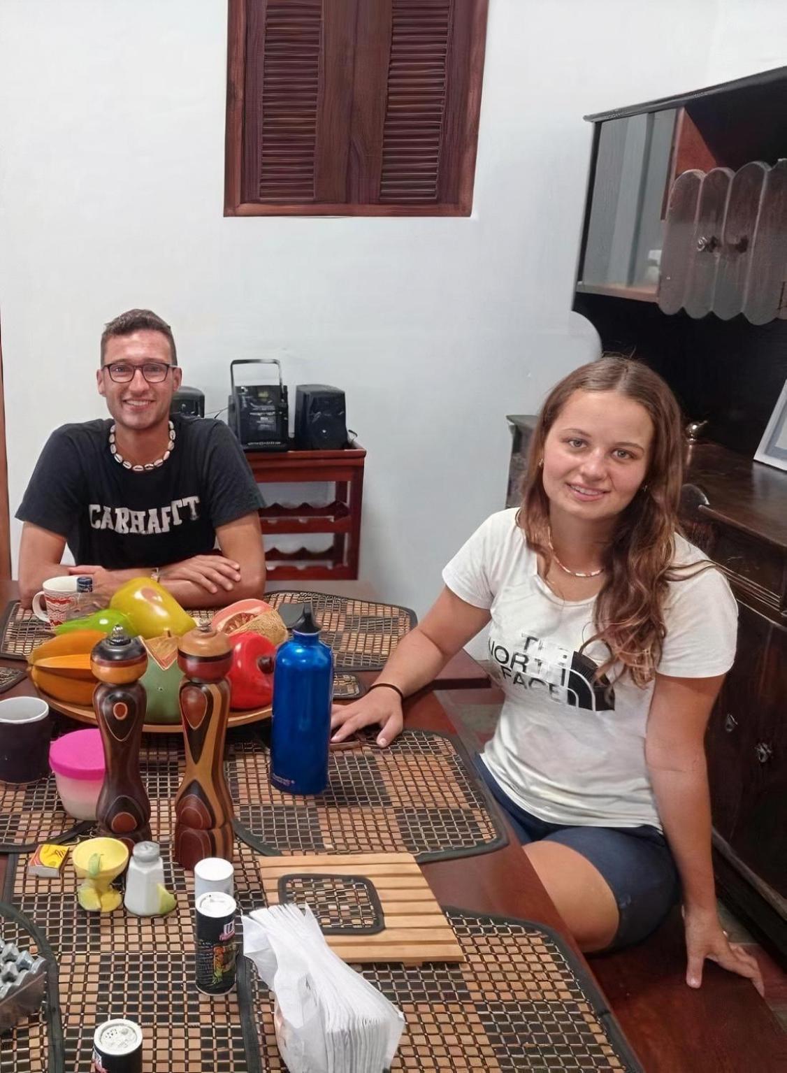 Casa Yoly Hostel Ґранада Екстер'єр фото