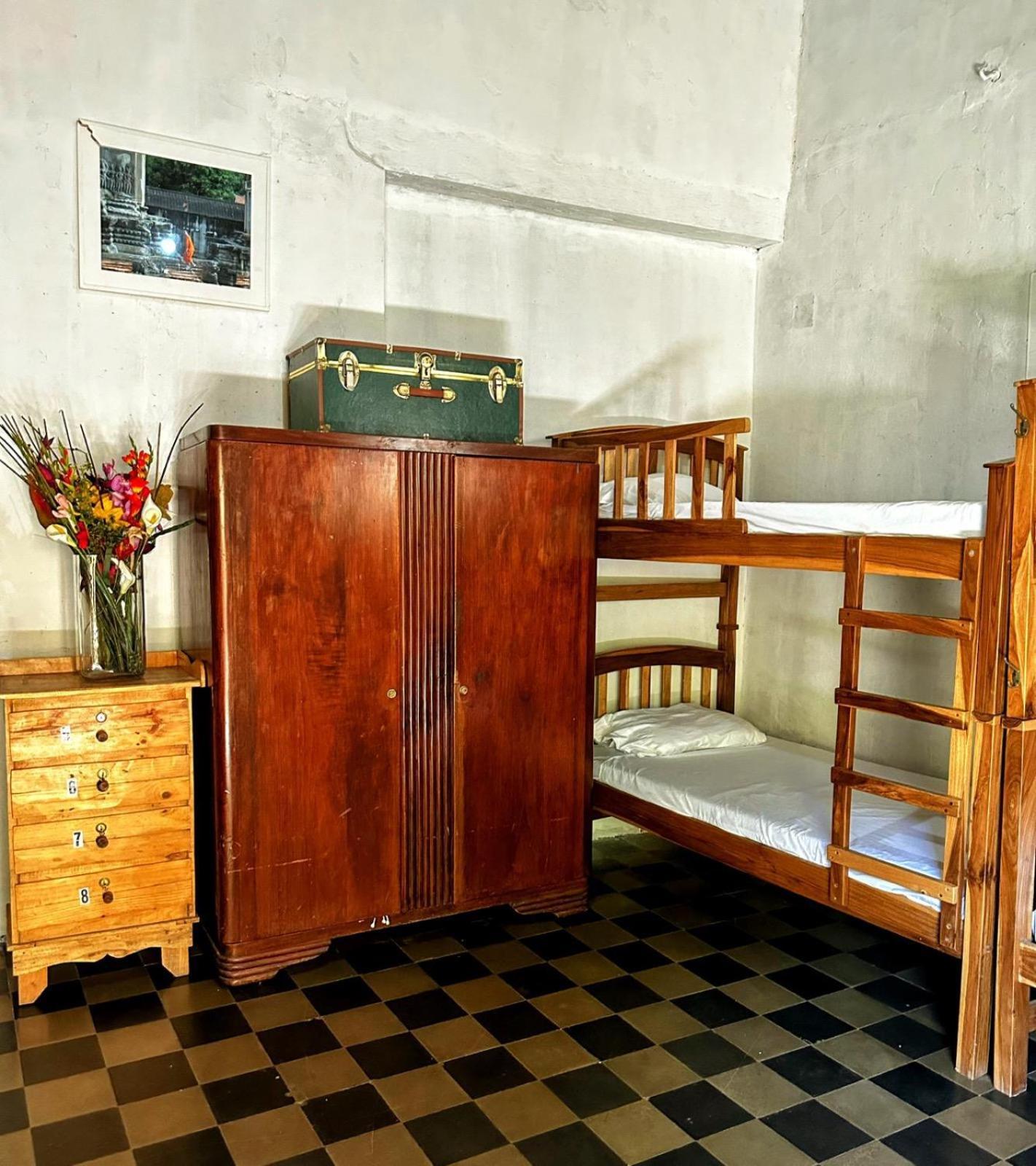 Casa Yoly Hostel Ґранада Екстер'єр фото