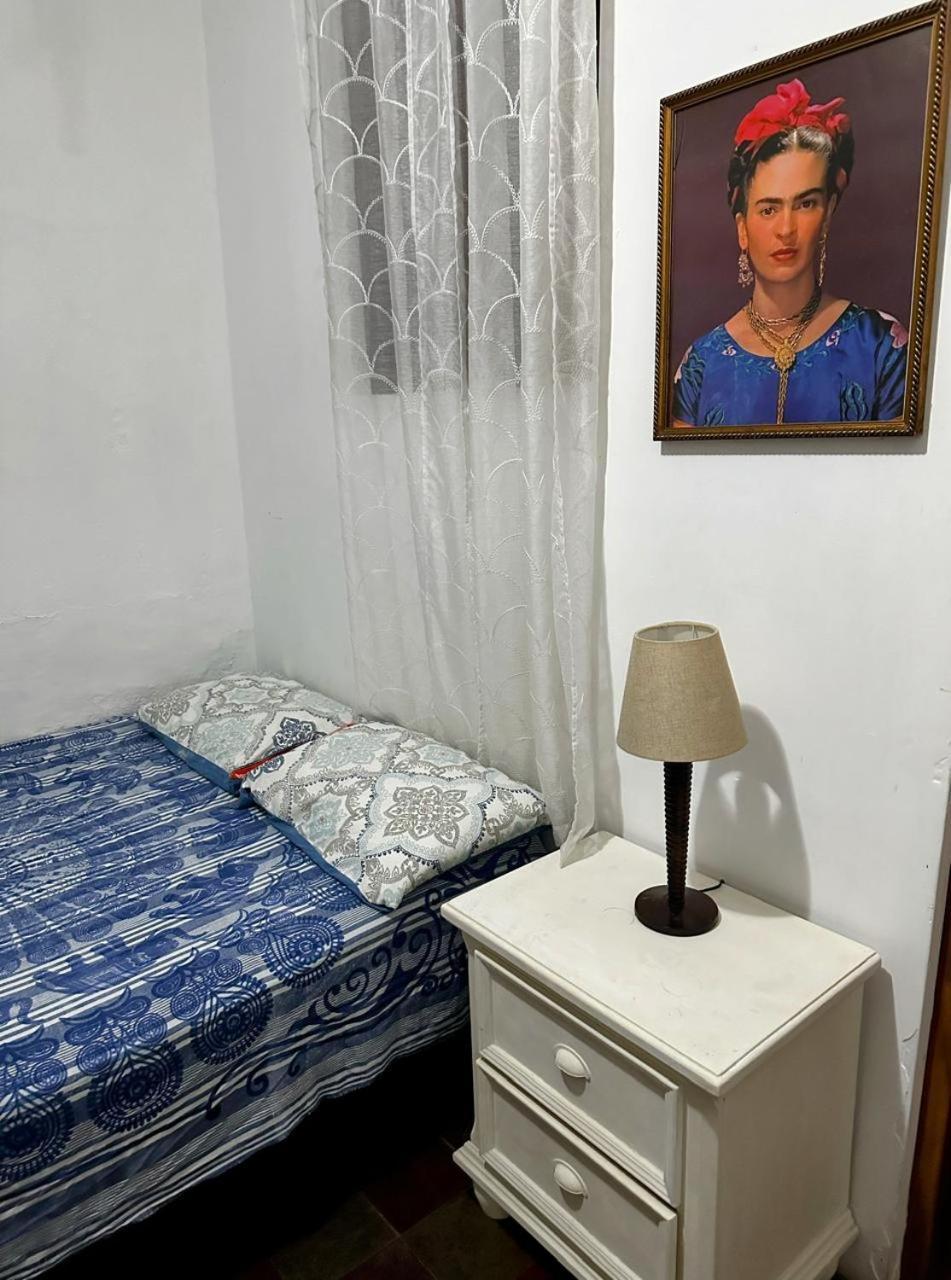 Casa Yoly Hostel Ґранада Екстер'єр фото